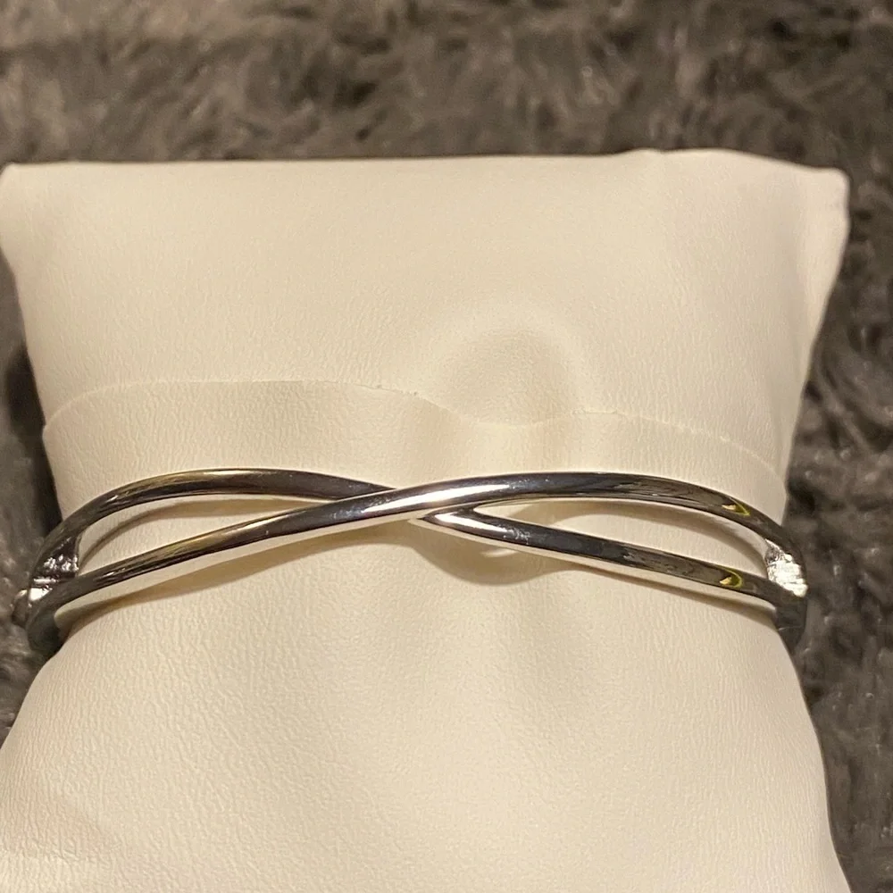 Kate spade cubic zirconia pave silver plated Infinite hinges bangle, new.